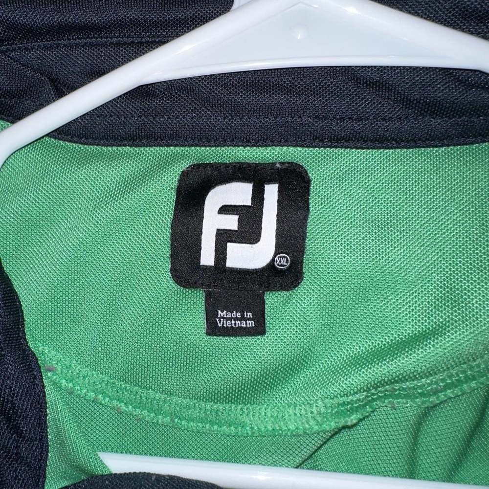 Footjoy shirt - Picture 3 of 3
